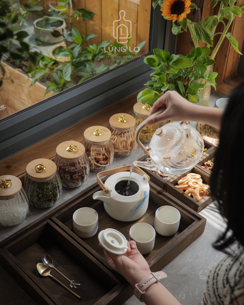 Không gian chụp hình trà đạo